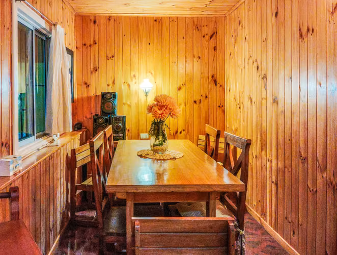 SE VENDE HERMOSA CASA EN SECTOR RESIDENCIAL, CON TODOS LOS MUEBLES A EMPRESA O PARTICULAR