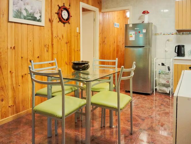 SE VENDE HERMOSA CASA EN SECTOR RESIDENCIAL, CON TODOS LOS MUEBLES A EMPRESA O PARTICULAR