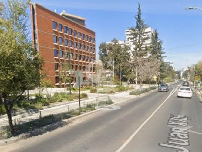 Arriendo /Oficina Vitacura / Juan XXII