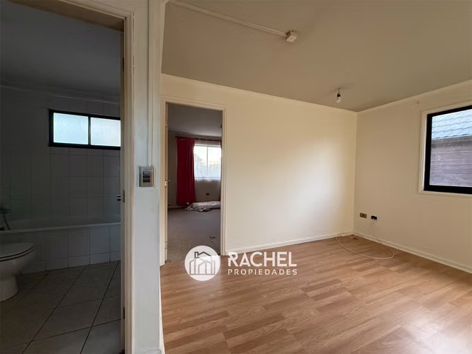 SE VENDE CÓMODA Y ACOGEDORA CASA EN SECTOR PONIENTE-Arboleda del Portal