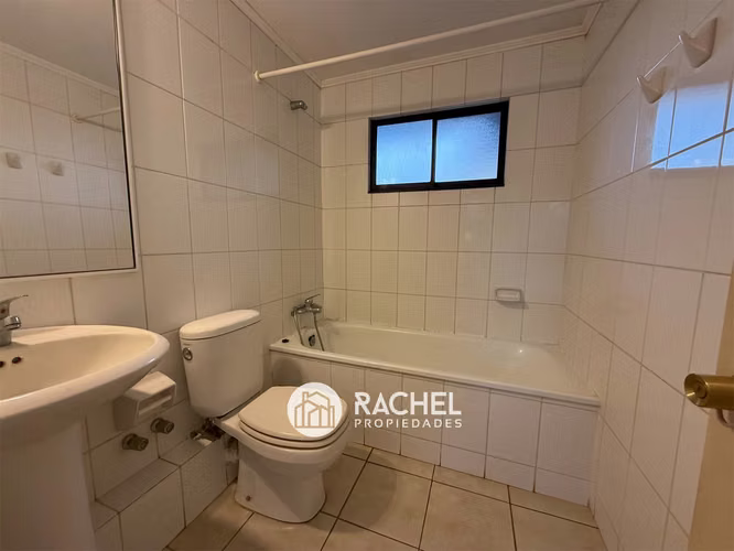 SE VENDE CÓMODA Y ACOGEDORA CASA EN SECTOR PONIENTE-Arboleda del Portal