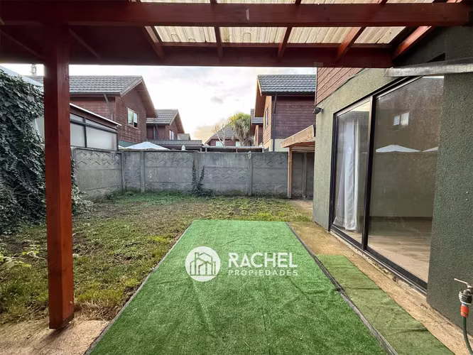 SE VENDE CÓMODA Y ACOGEDORA CASA EN SECTOR PONIENTE-Arboleda del Portal