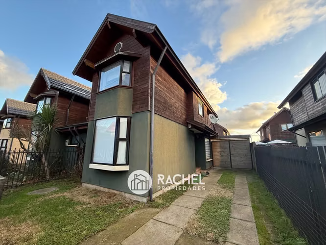SE VENDE CÓMODA Y ACOGEDORA CASA EN SECTOR PONIENTE-Arboleda del Portal