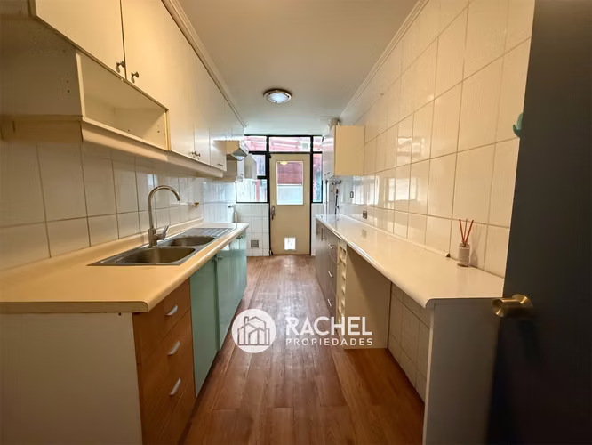 SE VENDE CÓMODA Y ACOGEDORA CASA EN SECTOR PONIENTE-Arboleda del Portal