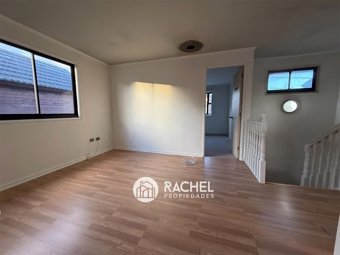 SE VENDE CÓMODA Y ACOGEDORA CASA EN SECTOR PONIENTE-Arboleda del Portal