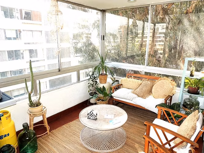 EXCLUSIVO Y AMPLIO DEPTO EN AV COLON CON PARQUE PR