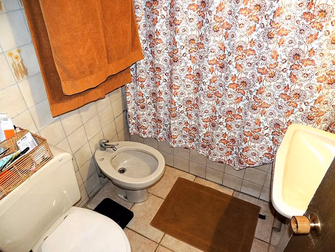 EXCLUSIVO Y AMPLIO DEPTO EN AV COLON CON PARQUE PR