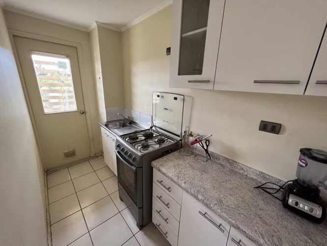 OFERTA! Departamento 3 dormitorios, 1 baño, con estacionamiento. SIN MUEBLES.