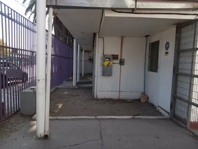 local comercial, oficinas, bodega, patio  (113717)