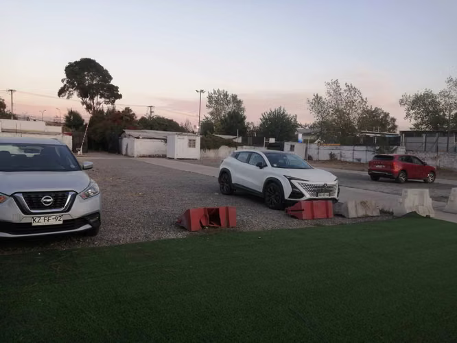 Arriendo terreno 4.450 con contenedores (113720)