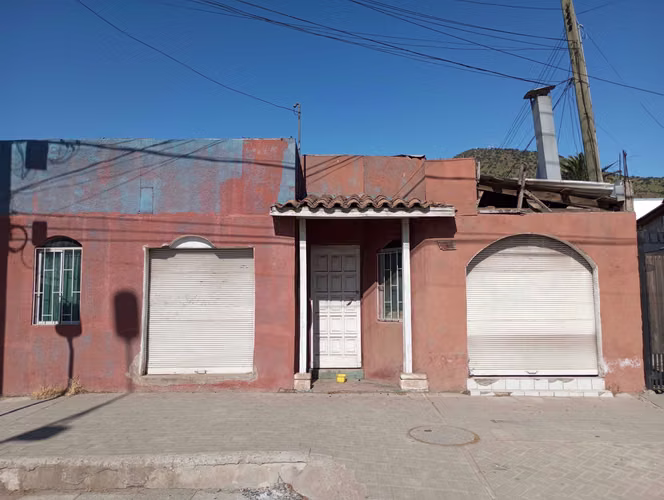 Vendo local comercial con terreno (113734)