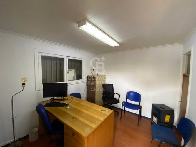 Gran Casa Comercial en Zona Céntrica de Puente Alto
