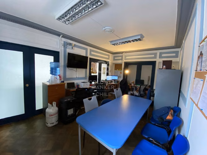 Gran Casa Comercial en Zona Céntrica de Puente Alto