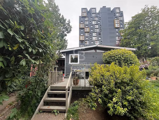 Céntrico sitio de esquina con casa en Puerto Montt.