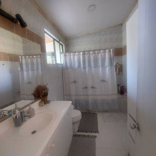 Venta Parcela con 2 Casas  (113863)
