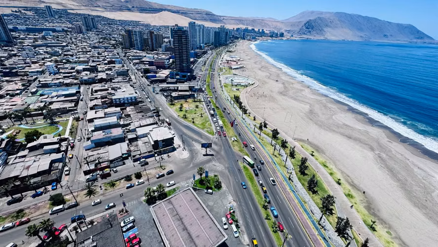 DEPARTAMENTO PRIMERA LINEA/FRENTE A PLAYA BRAVA EDIFICIO BOULEVARD - Imagen 4