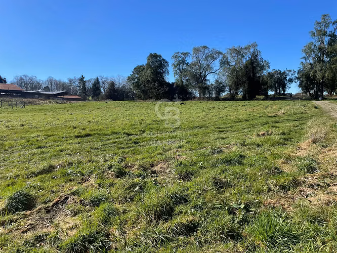 Parcela de 5.000 m² en condominio privado
