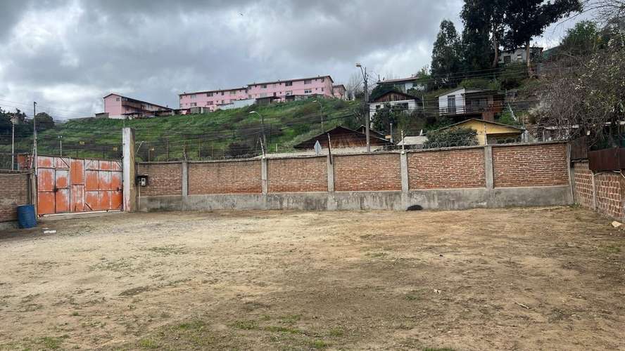 Arriendo Terreno con Galpón y Oficinas – Quilpué, Paso Hondo