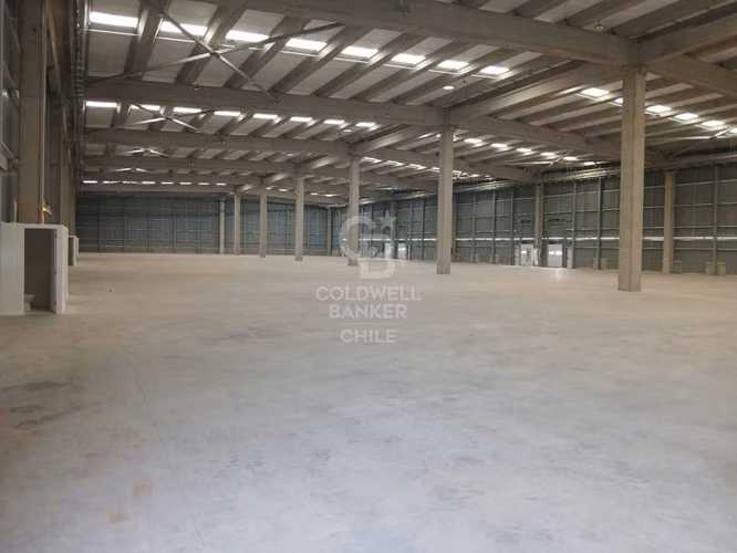 Bodega nueva Clase A de 709m2 en Centro de Distribución