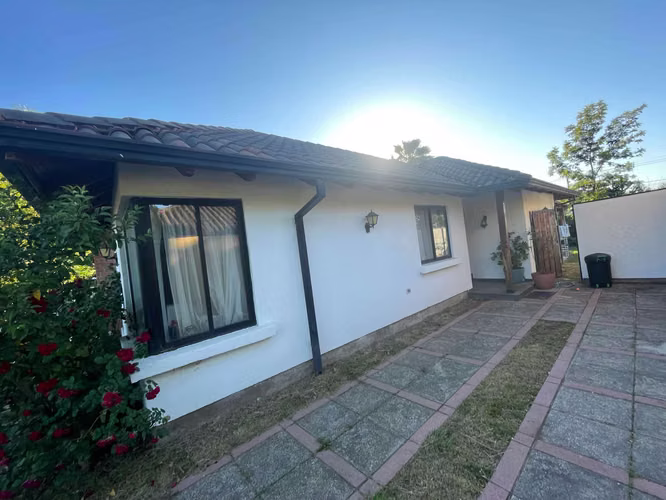 Casa 322 m2, 3D, 2B, Parque el Sol, Talca (114199)