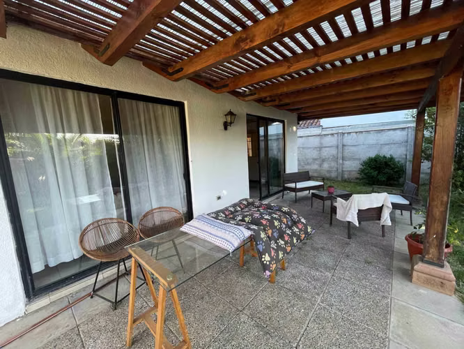 Casa 322 m2, 3D, 2B, Parque el Sol, Talca (114199)