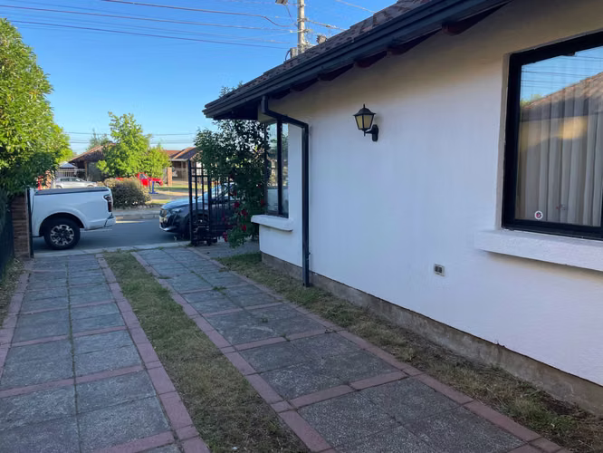 Casa 322 m2, 3D, 2B, Parque el Sol, Talca (114199)