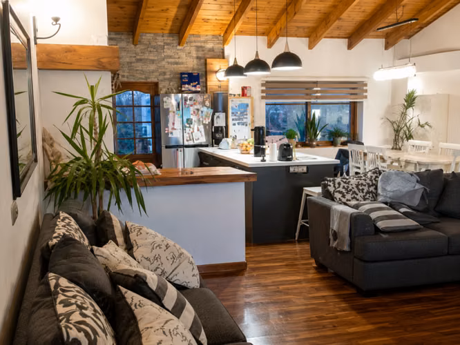 VENTA¡ PARCELA-CASA, CAMINO A COMALLE, J-40, A 20 MIN CURICO