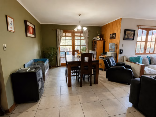 EN VENTAEXCELENTE CASA Y PARCELA, QUILVO, ROMERAL.