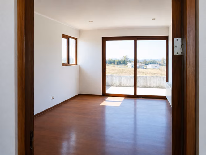 VENTA AMPLIA PROPIEDAD DE 600 Mts2 EN TERRENO DE 30.000 Mts2 - Imagen 7