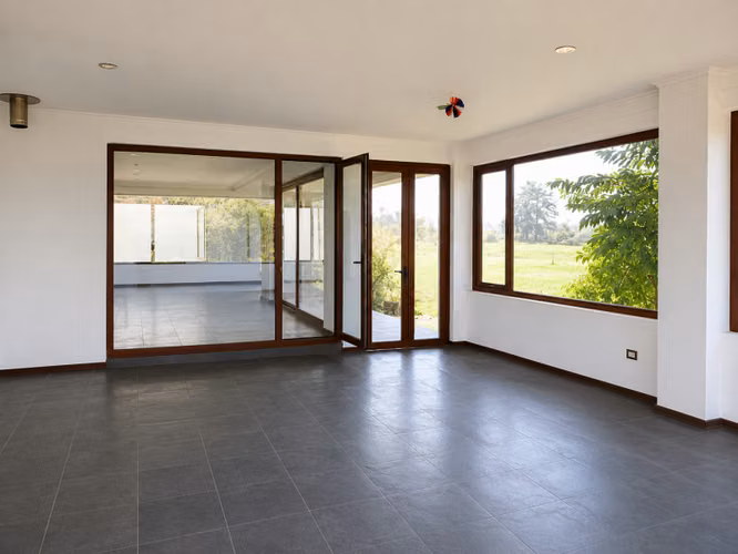 VENTA AMPLIA PROPIEDAD DE 600 Mts2 EN TERRENO DE 30.000 Mts2 - Imagen 16