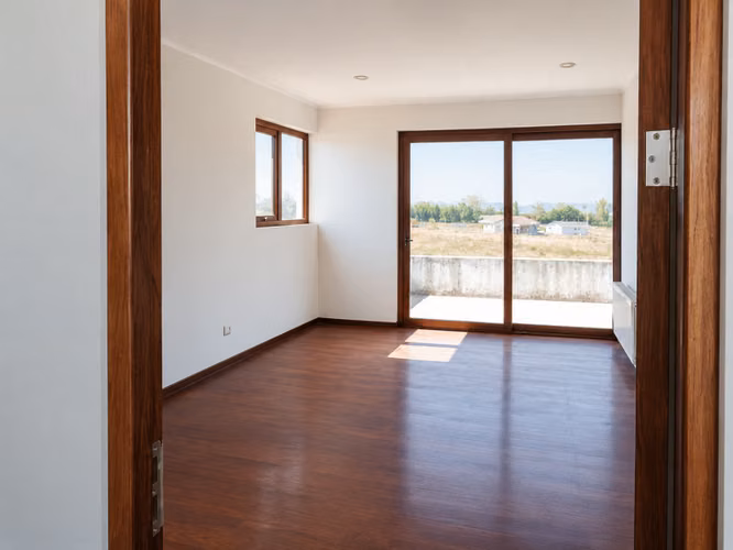VENTA AMPLIA PROPIEDAD DE 600 Mts2 EN TERRENO DE 30.000 Mts2 - Imagen 9