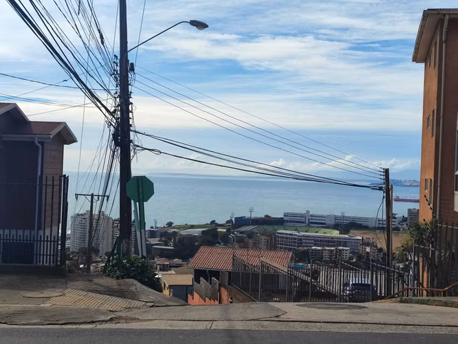 Terreno uso residencial, ideal hotelería y vivienda.