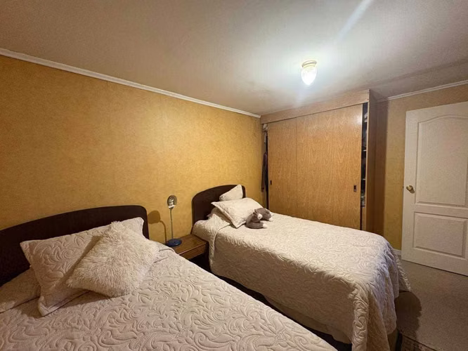 VENTA DE AMPLIA CASA A PASOS DEL CENTR TEMUCO (114309)
