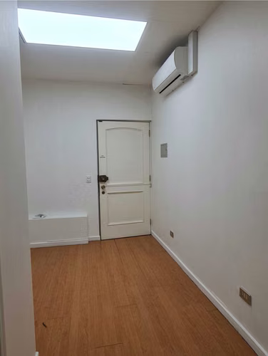 Oficina en Vitacura, consulta Medica. (114330)