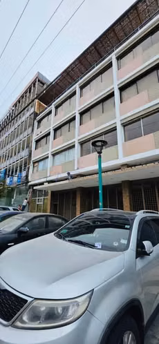 Venta amplio departamento en Edificio Lan, Centro de Arica