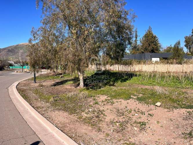 Sitio, gran oportunidad!!- Las Brisas de Chicureo