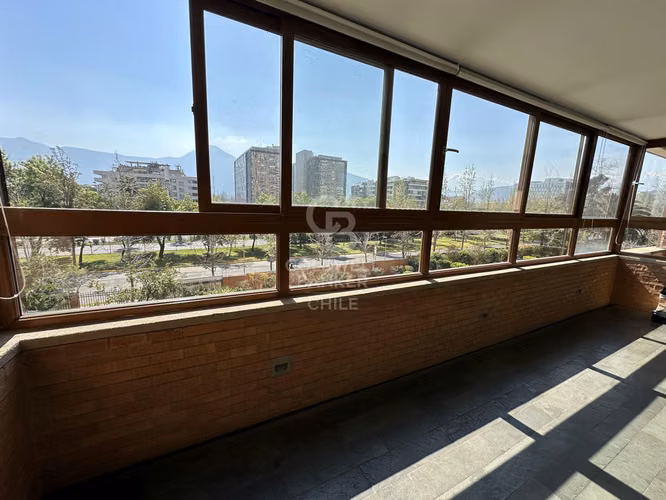 Las Condes | Amplio, Luminoso y Precio Oportunidad