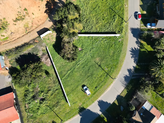 Hermoso sitio plano en Condominio Mitrinhue  (114647)