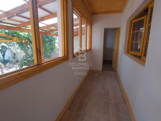VENDE casa con proyección comercial