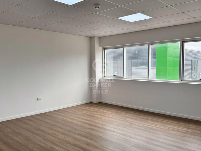 Bodega nueva con Oficina y Showroom