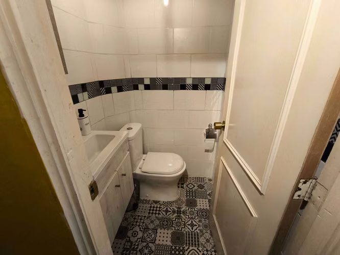 Parcela con Piscina (114073)