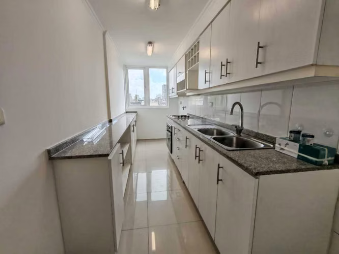 Venta departamento 3D 2B 1E 1B Parque Ecuador (115011)