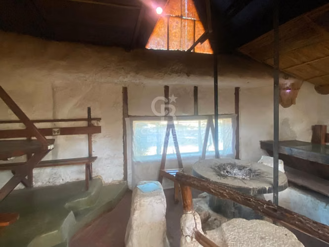Venta Comercial - Cabañas independientes y Restaurant