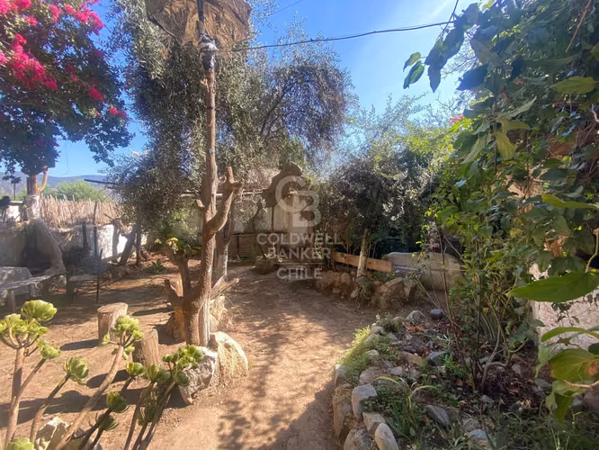 Venta Comercial - Cabañas independientes y Restaurant