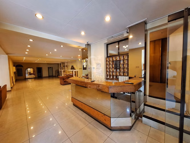Céntrico Edificio Comercial