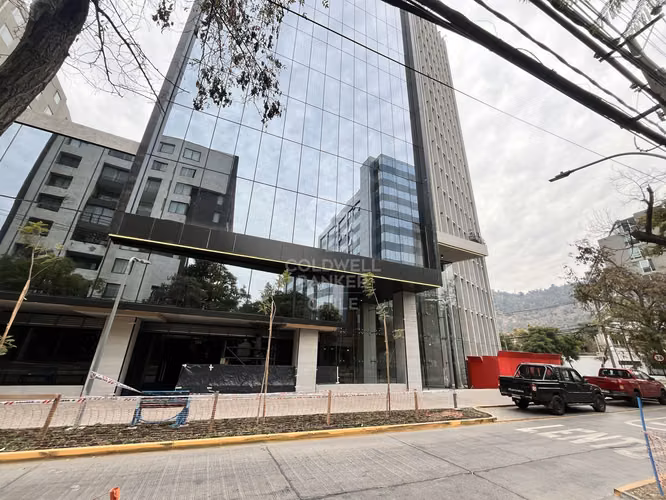 Locales comerciales en placa de edificio corporativo - Imagen 11