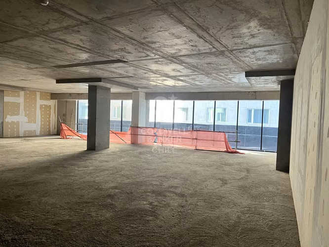 Oficinas en Arriendo – Edificio Clase A en Providencia