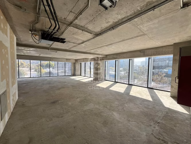 Oficinas en Arriendo – Edificio Clase A  en Providencia