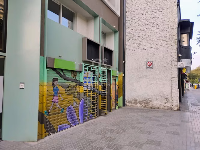 Local comercial de 45m2 sobre Av. Irarrázaval - Imagen 4
