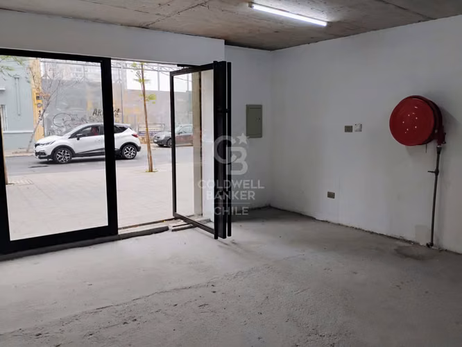 Local Comercial de 62m2 en calle Arturo Prat